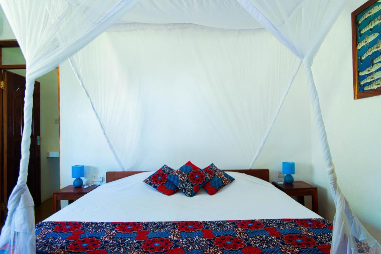 فندق Butiama Marine Camp Utende المظهر الخارجي الصورة