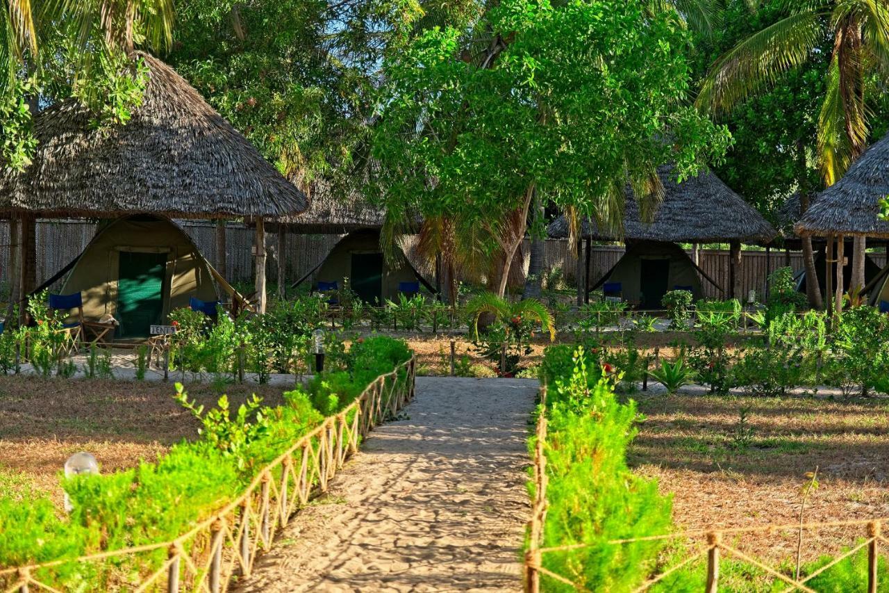 فندق Butiama Marine Camp Utende المظهر الخارجي الصورة
